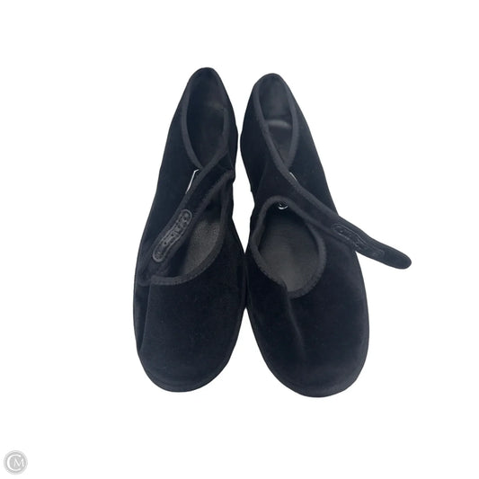 Shoes Flats By Universal Thread In Black, Size: 8