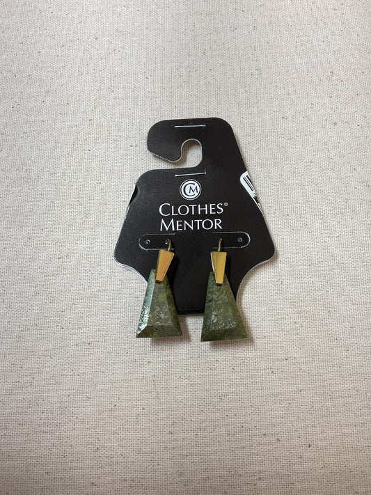 Earrings Dangle/Drop By Kendra Scott In Gold & Green