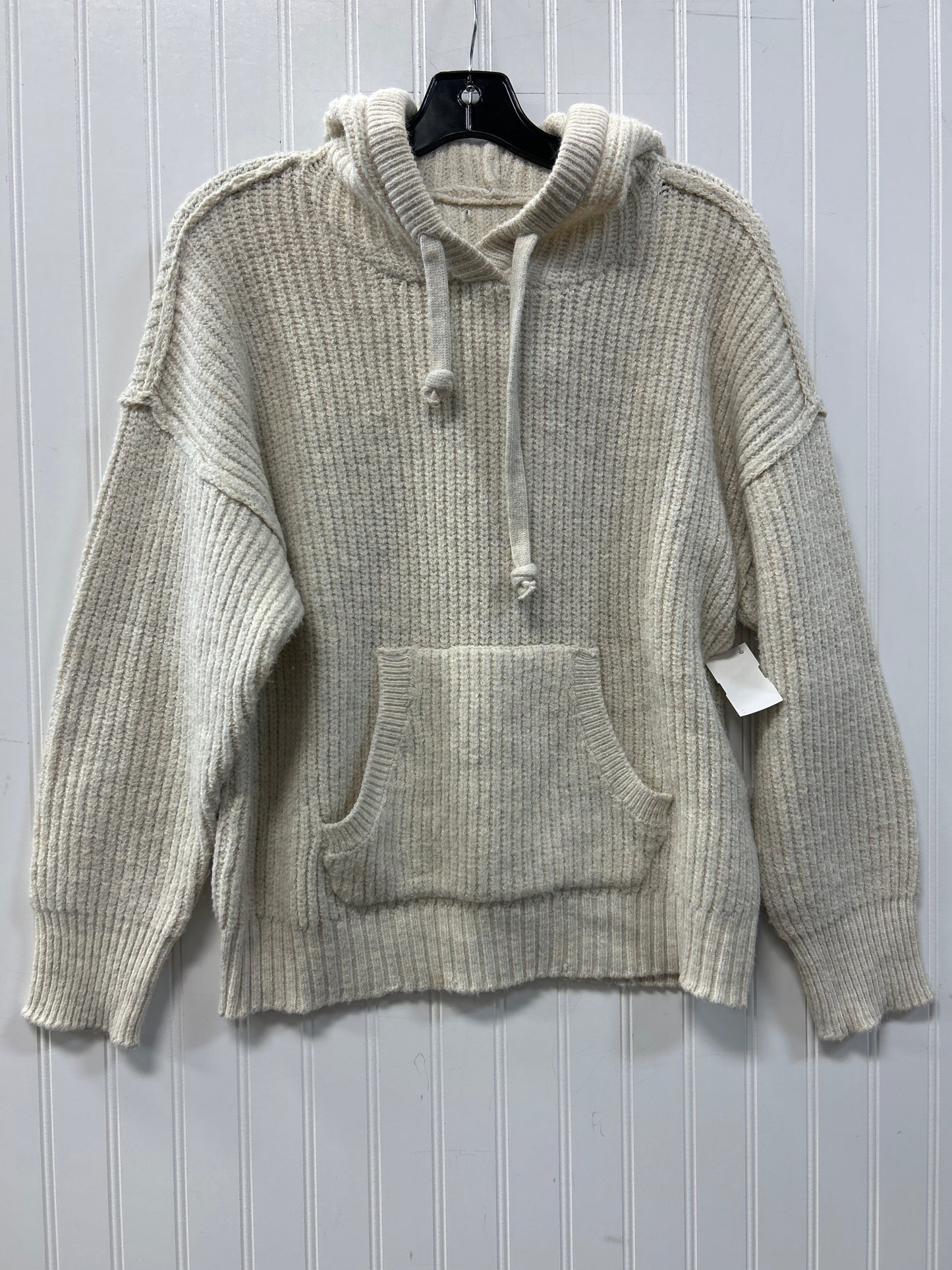 Sweater By Clothes Mentor In Cream, Size:M