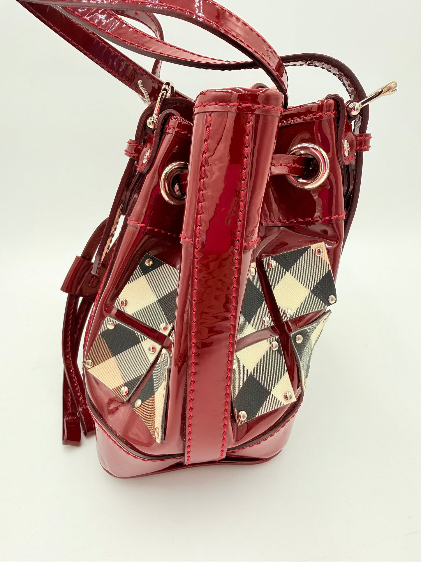 Handbag Luxury Designer By Burberry, Size: Medium