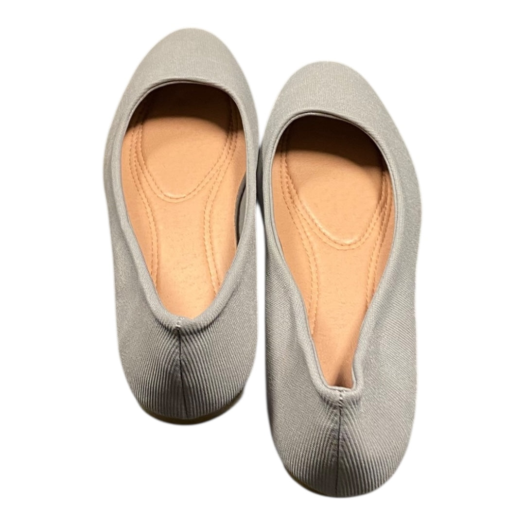 Shoes Flats By Cmc In Grey, Size:8