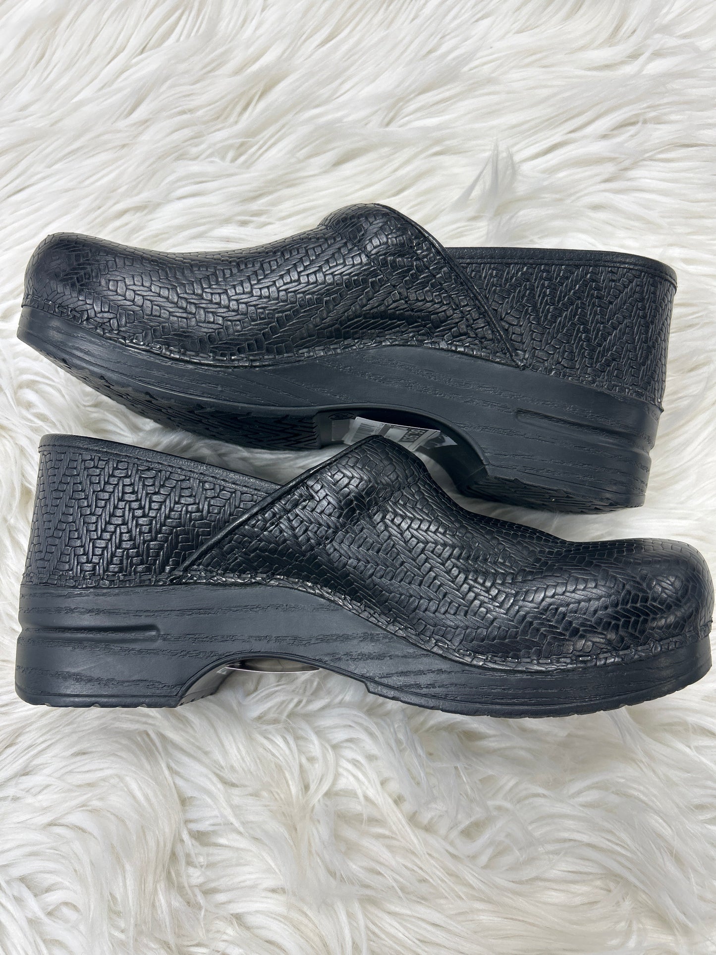 Shoes Heels Block By Dansko In Black, Size:11