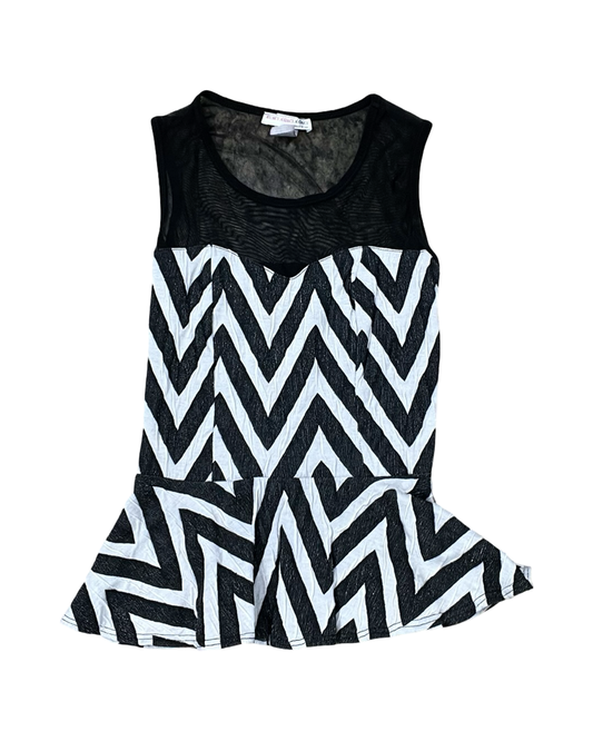 Top Sleeveless By Agaci In Black & White, Size:S