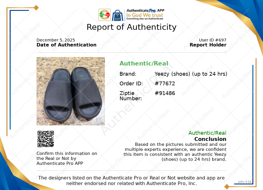 Sandals Luxury Designer By Yeezy In Black, Size: 5