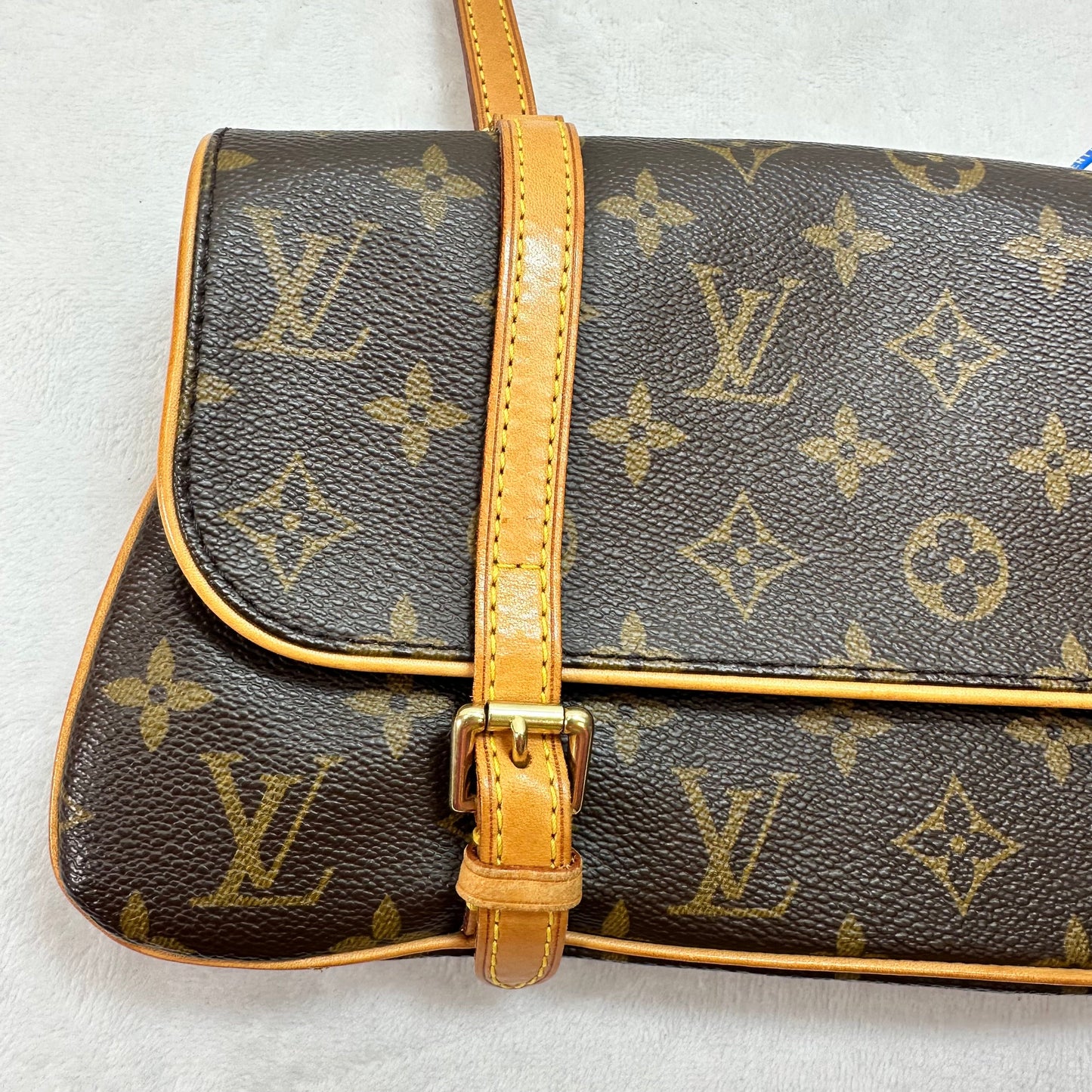 MARELLE Handbag Luxury Designer By Louis Vuitton, Size: Small