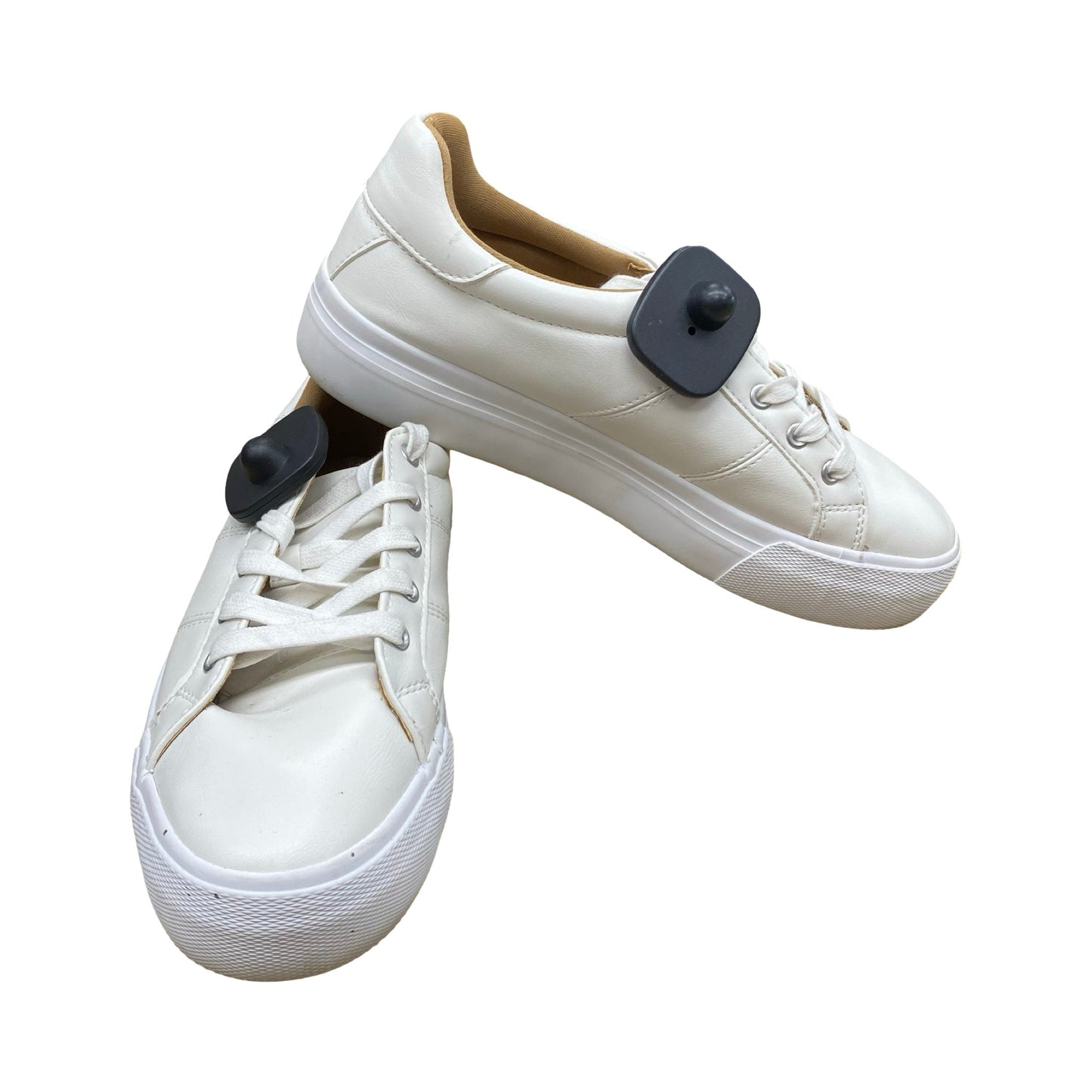 Shoes Sneakers By Dolce Vita In Ivory, Size:9
