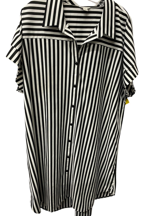 Dress Casual Short By Cato In Black & White, Size:3