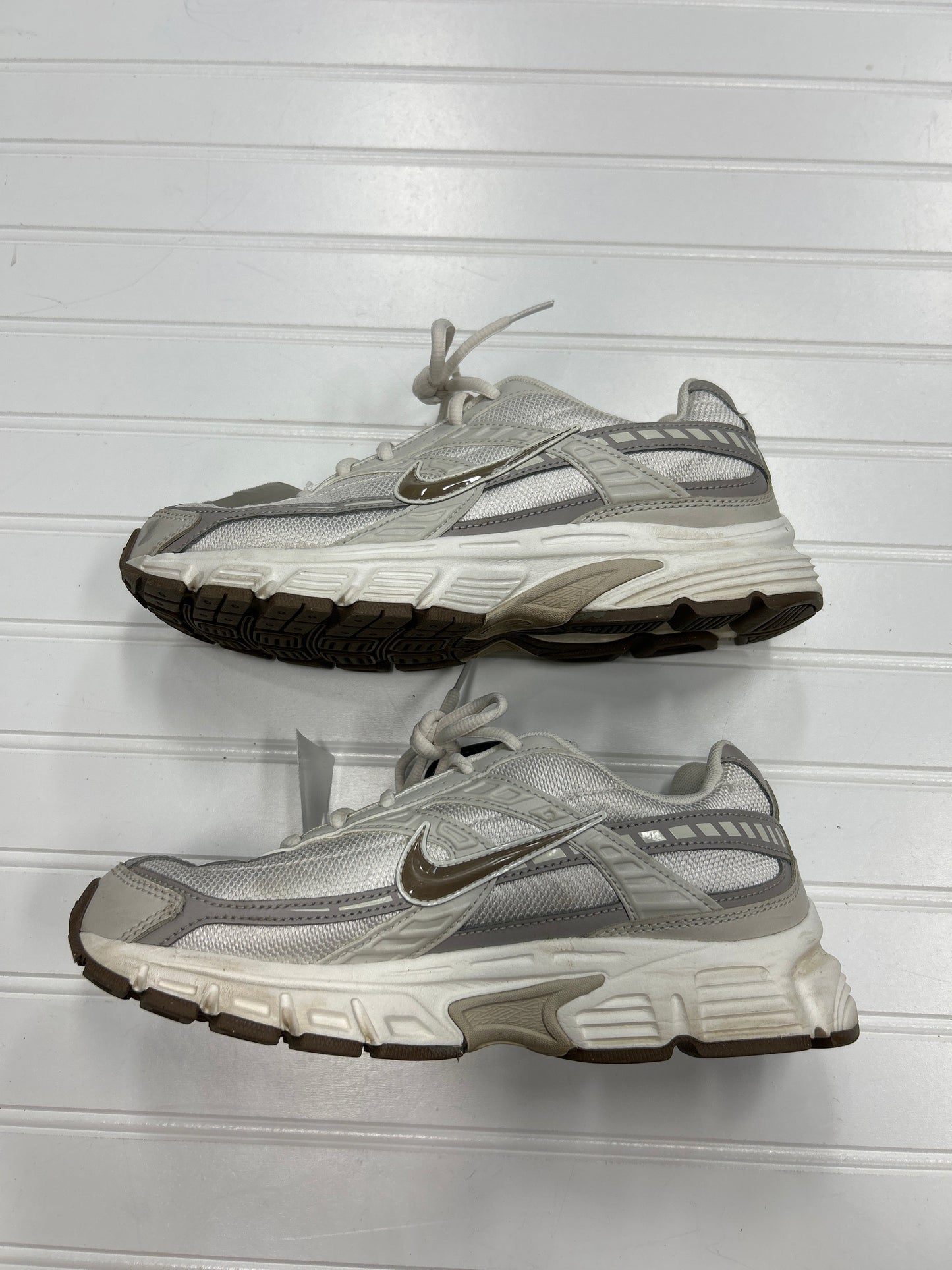 Shoes Athletic By Nike In White, Size:9
