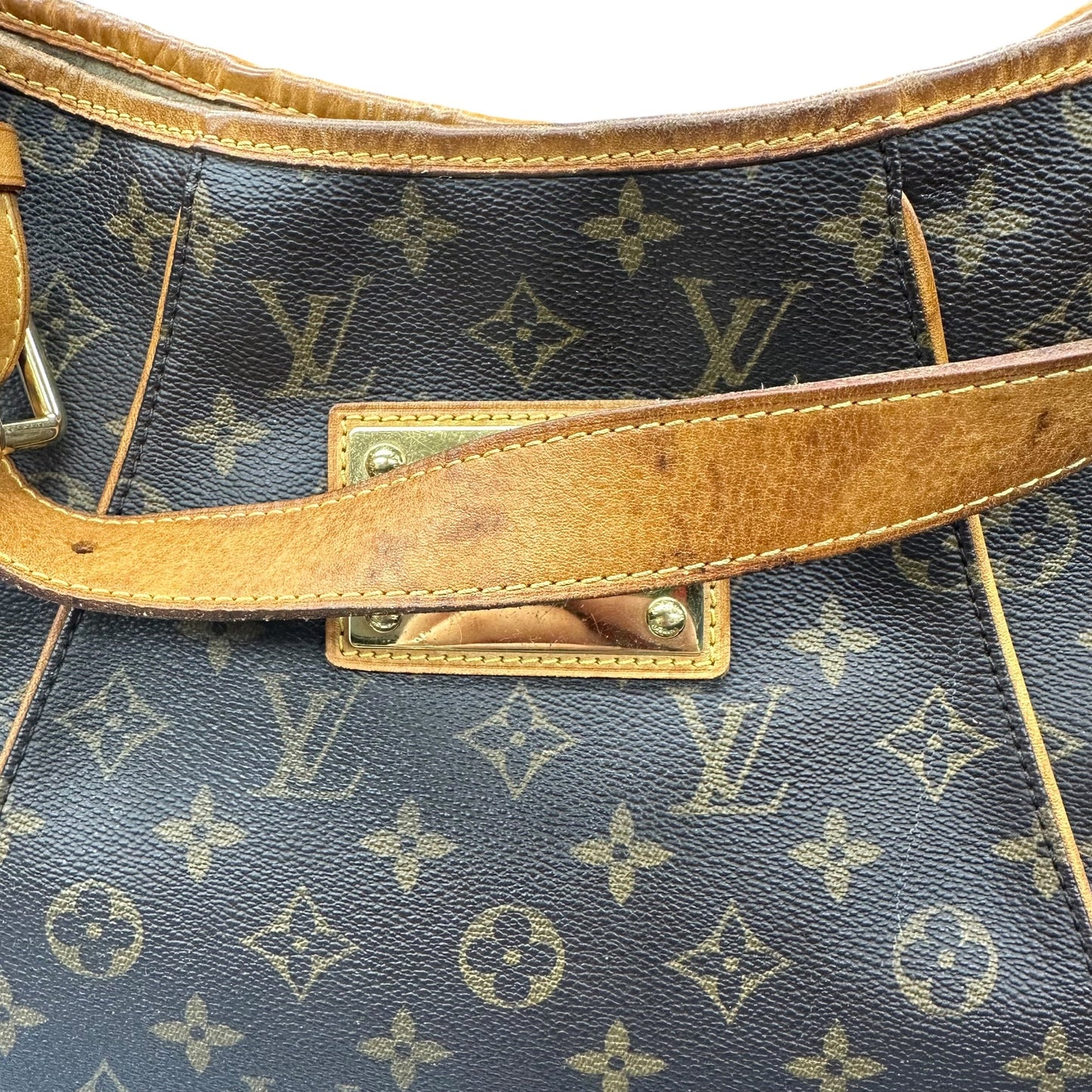 Handbag Luxury Designer By Louis Vuitton In Brown