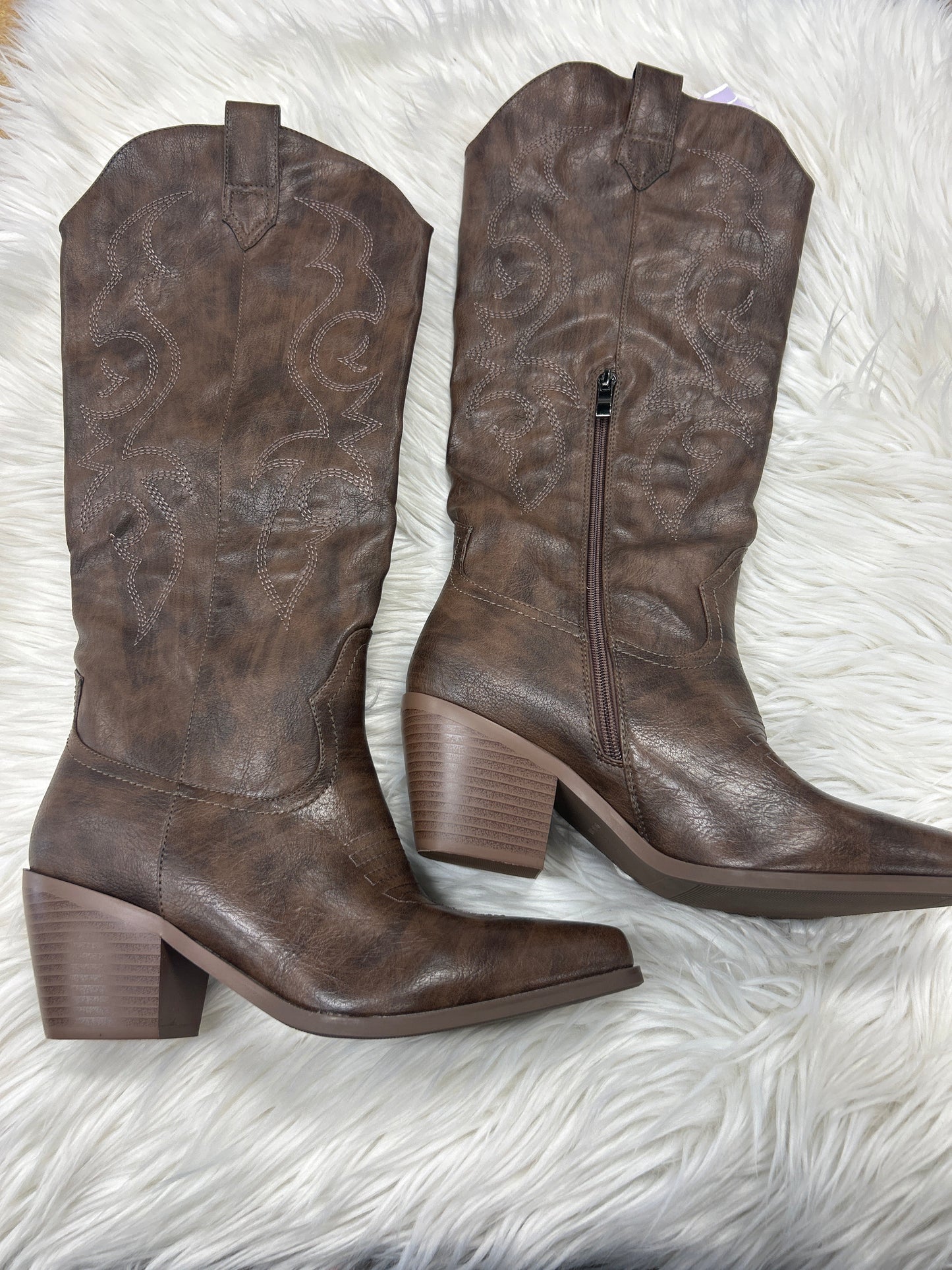 Boots Western By Clothes Mentor In Brown, Size:9