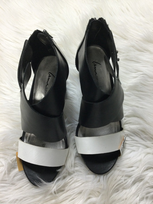 Sandals Heels Block By Lane Bryant In Black & White, Size:7