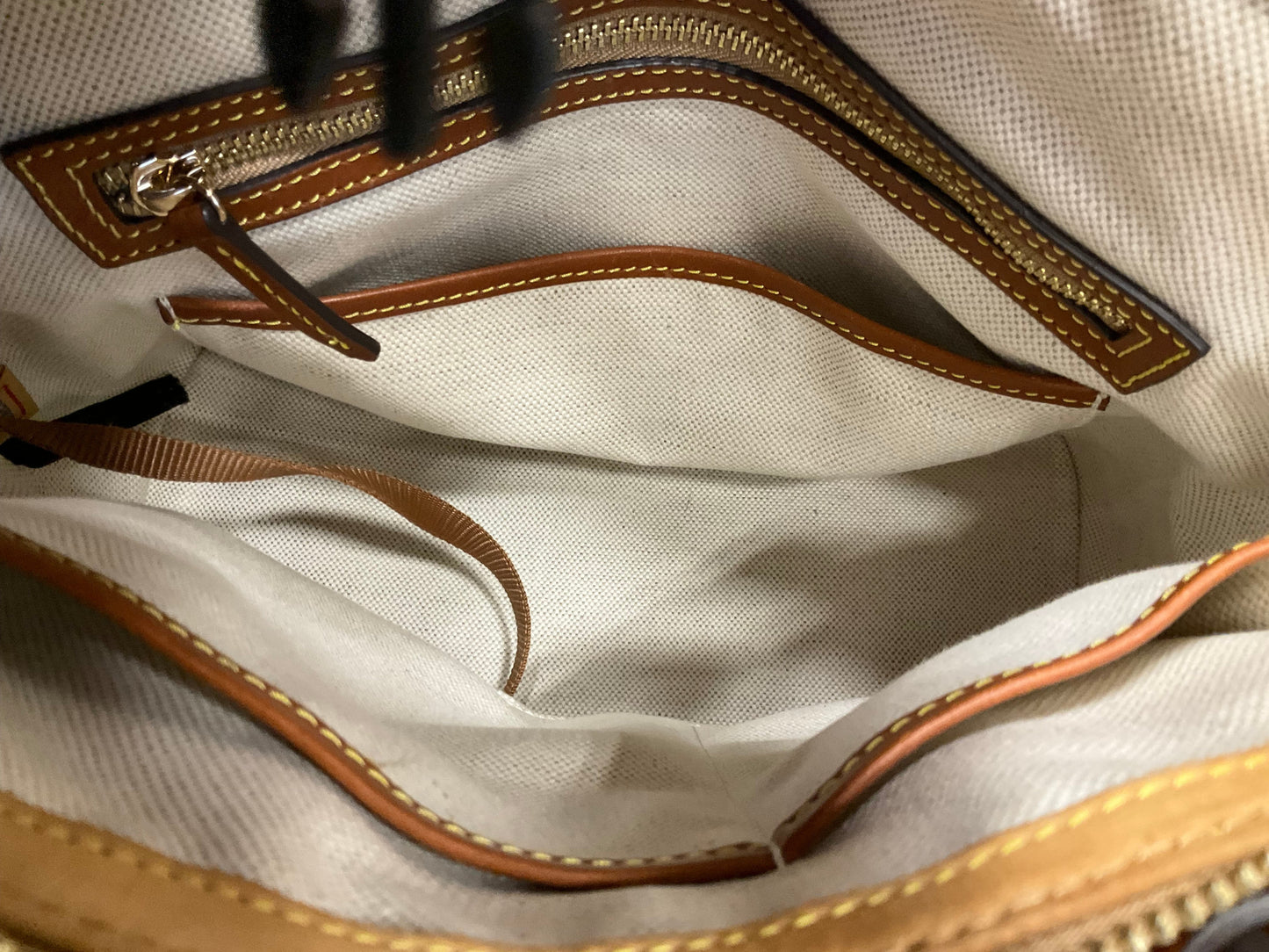 Handbag Designer By Dooney And Bourke, Size: Medium