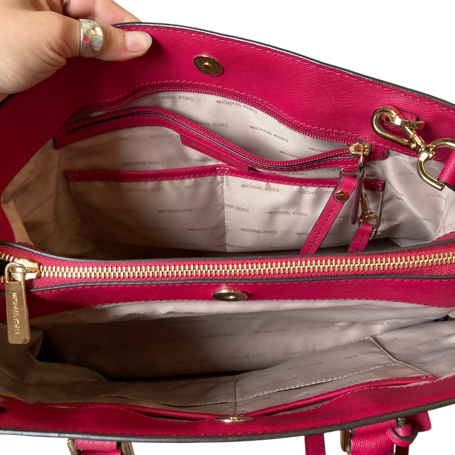 Handbag Designer By Michael Kors In Dark Magenta, Size:Medium