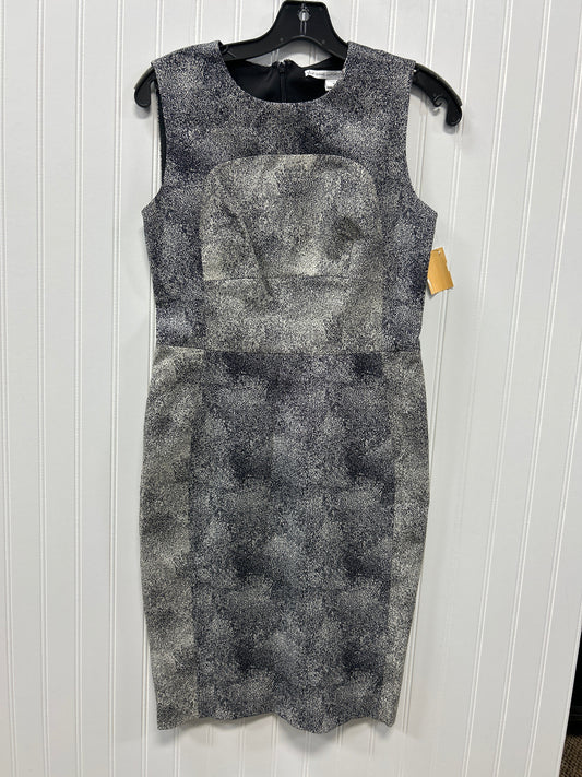 Dress Designer By Diane Von Furstenberg In Grey, Size:6