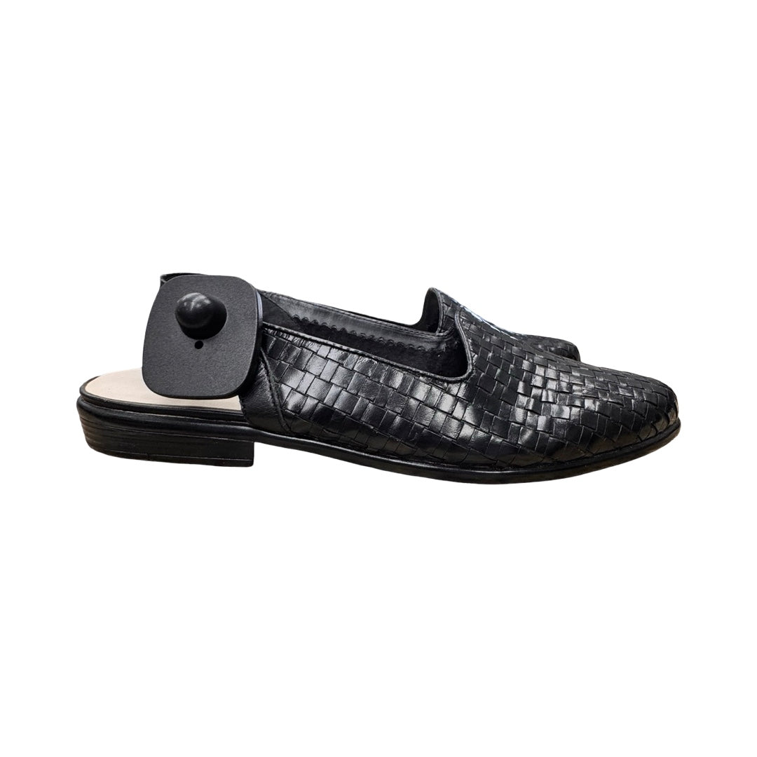Shoes Flats By TROTTERS In Black, Size:9.5