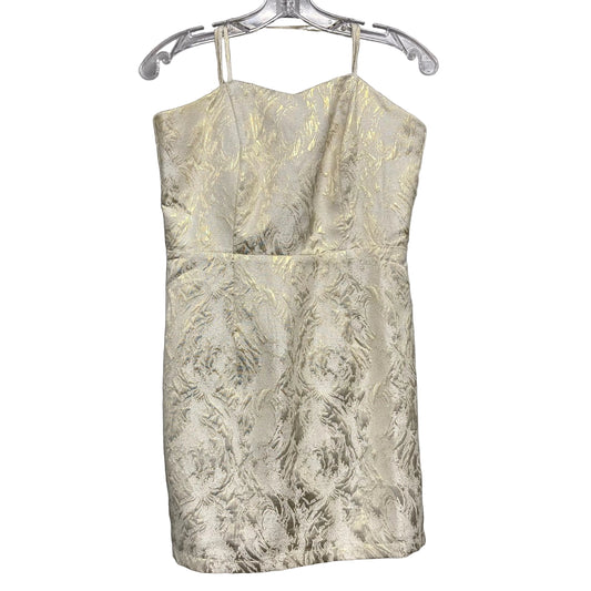 Dress Party Short By Forever 21 In Cream, Size:M