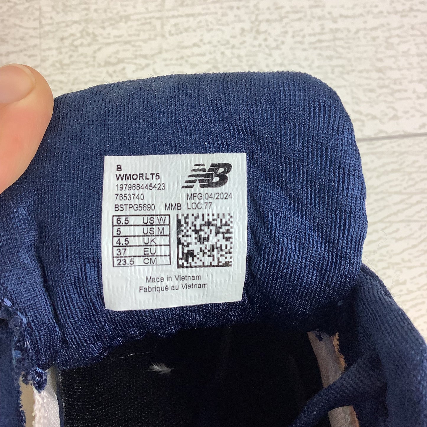 Shoes Sneakers By New Balance In Pink, Size: 6.5