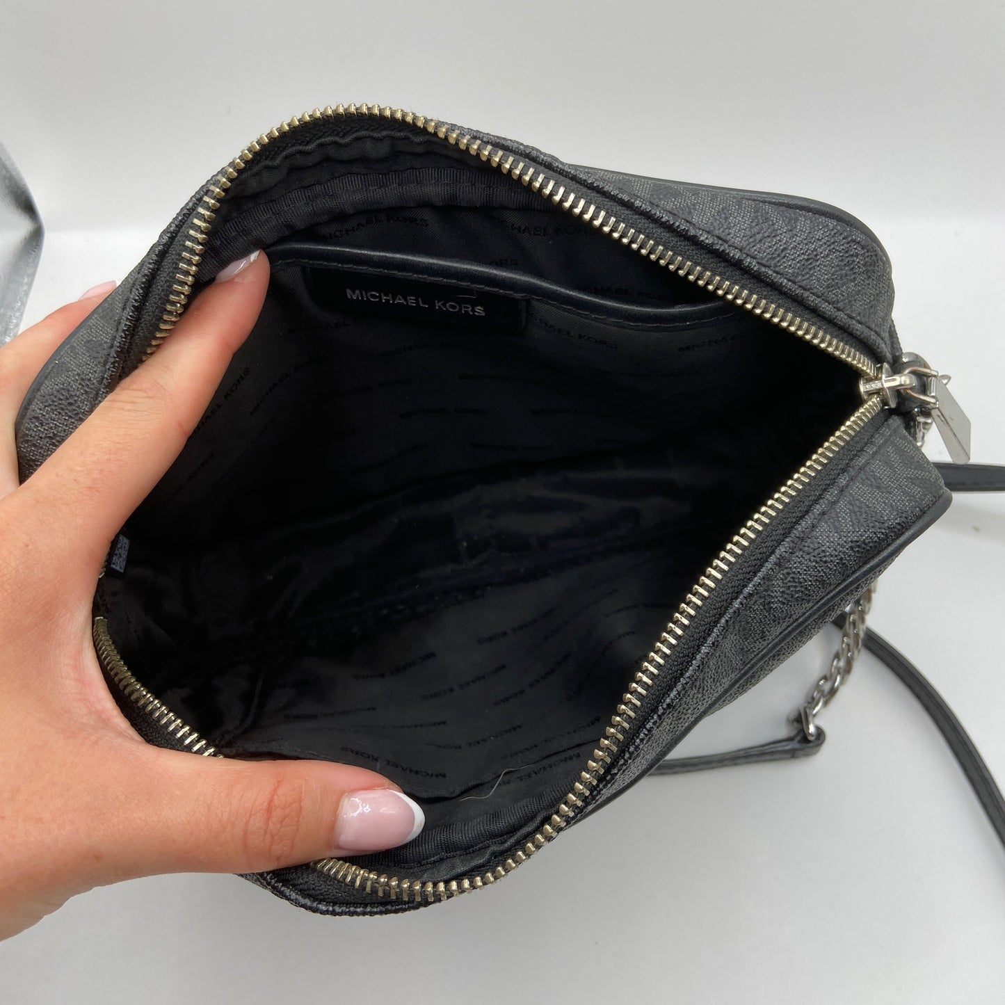 Crossbody Designer By Michael By Michael Kors, Size: Medium