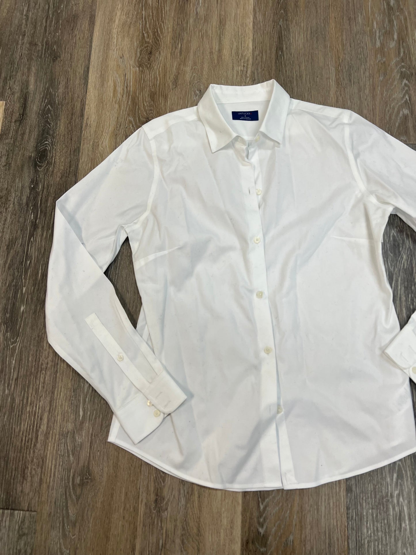 Blouse Long Sleeve By Untuckit In White, Size: 2