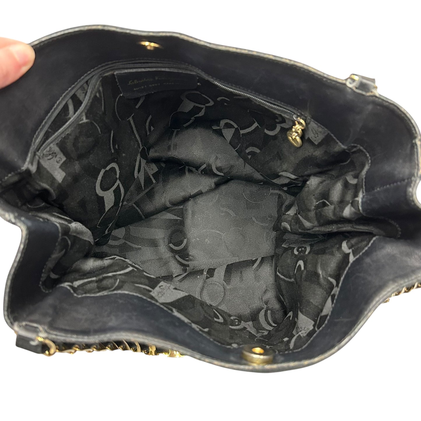 Handbag Luxury Designer By Ferragamo, Size: Medium