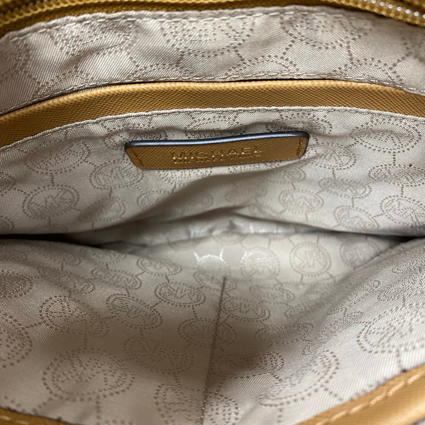 Handbag Designer By Michael Kors In Tan, Size:Medium