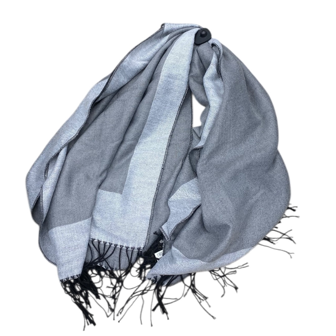 Scarf Long By Clothes Mentor In Grey