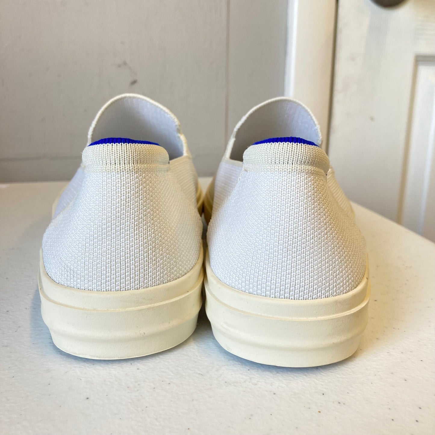 Shoes Sneakers By Rothys In White, Size:9.5