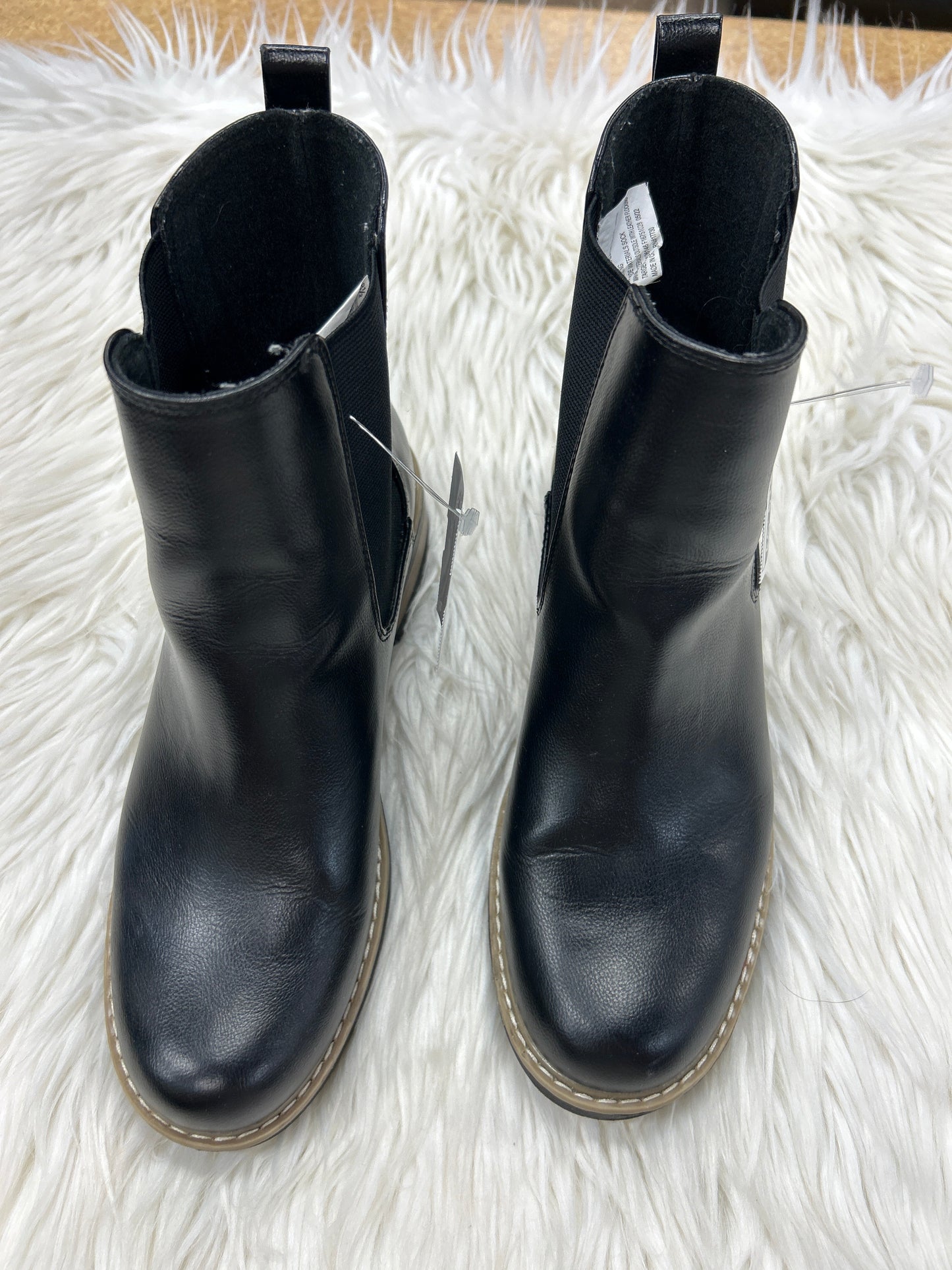 Boots Ankle Flats By Universal Thread In Black, Size:8.5