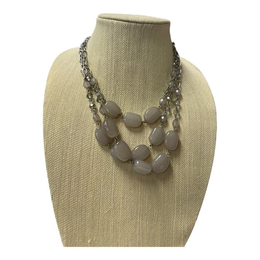 Necklace Layered By Limited In Grey