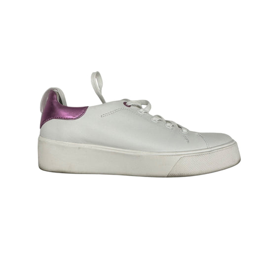 Shoes Sneakers By Naturalizer In White, Size:6.5