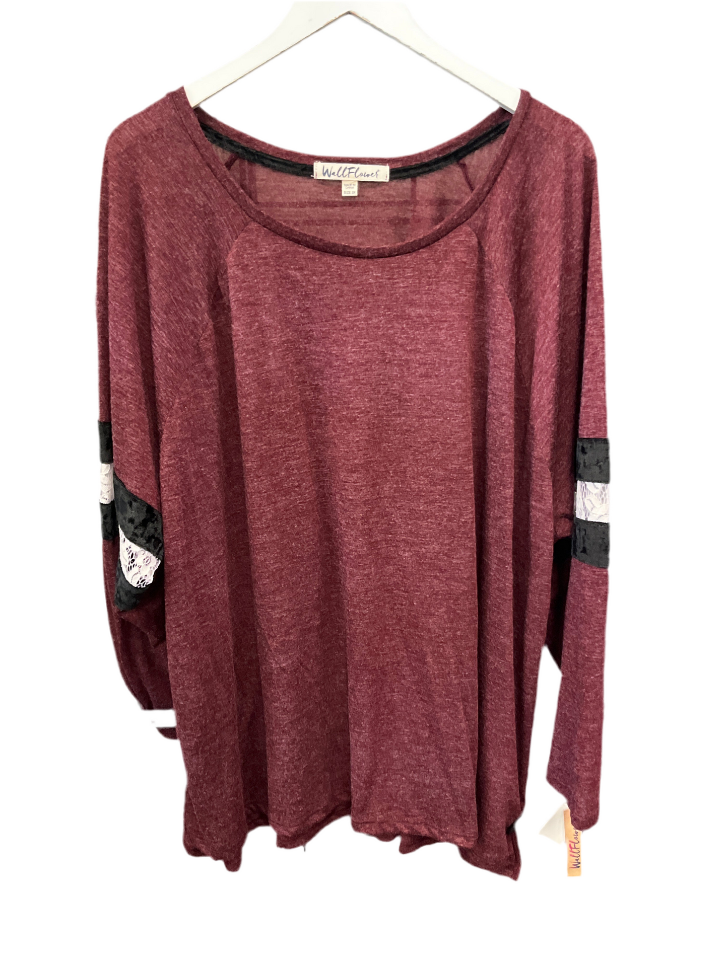 Top 3/4 Sleeve By Wallflower In Maroon, Size:3X