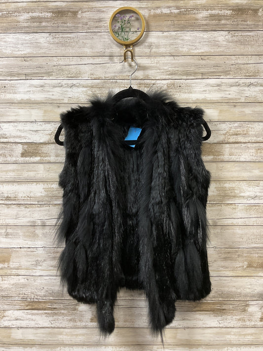 Vest Faux Fur & Sherpa By Cmb In Black, Size:Xs