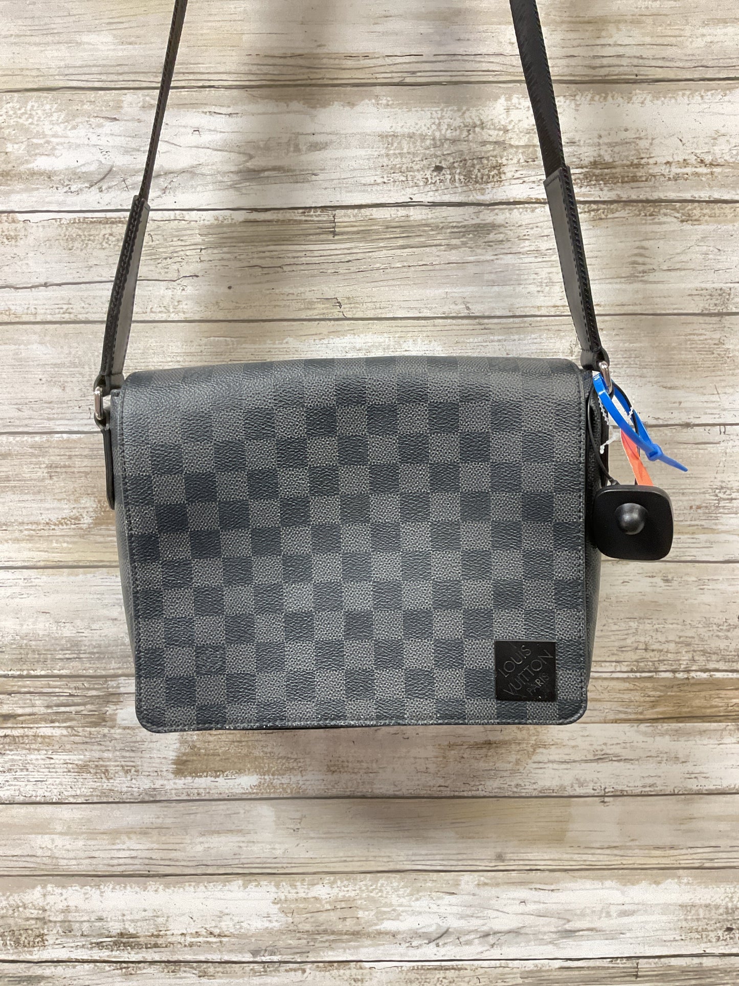 Crossbody Luxury Designer By Louis Vuitton In Black, Size:Medium