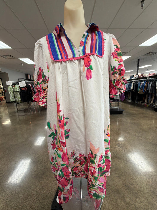 Dress Casual Short By Umgee In White, Size:M