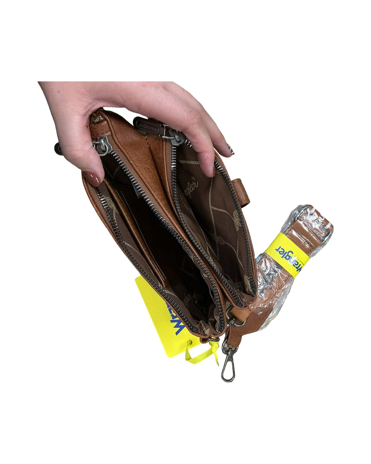 Crossbody By Wrangler In Brown, Size:Medium