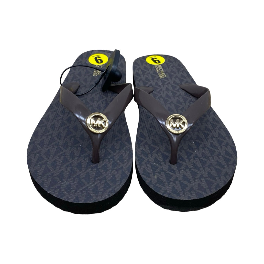 Sandals Flip Flops By Michael By Michael Kors In Brown, Size:9