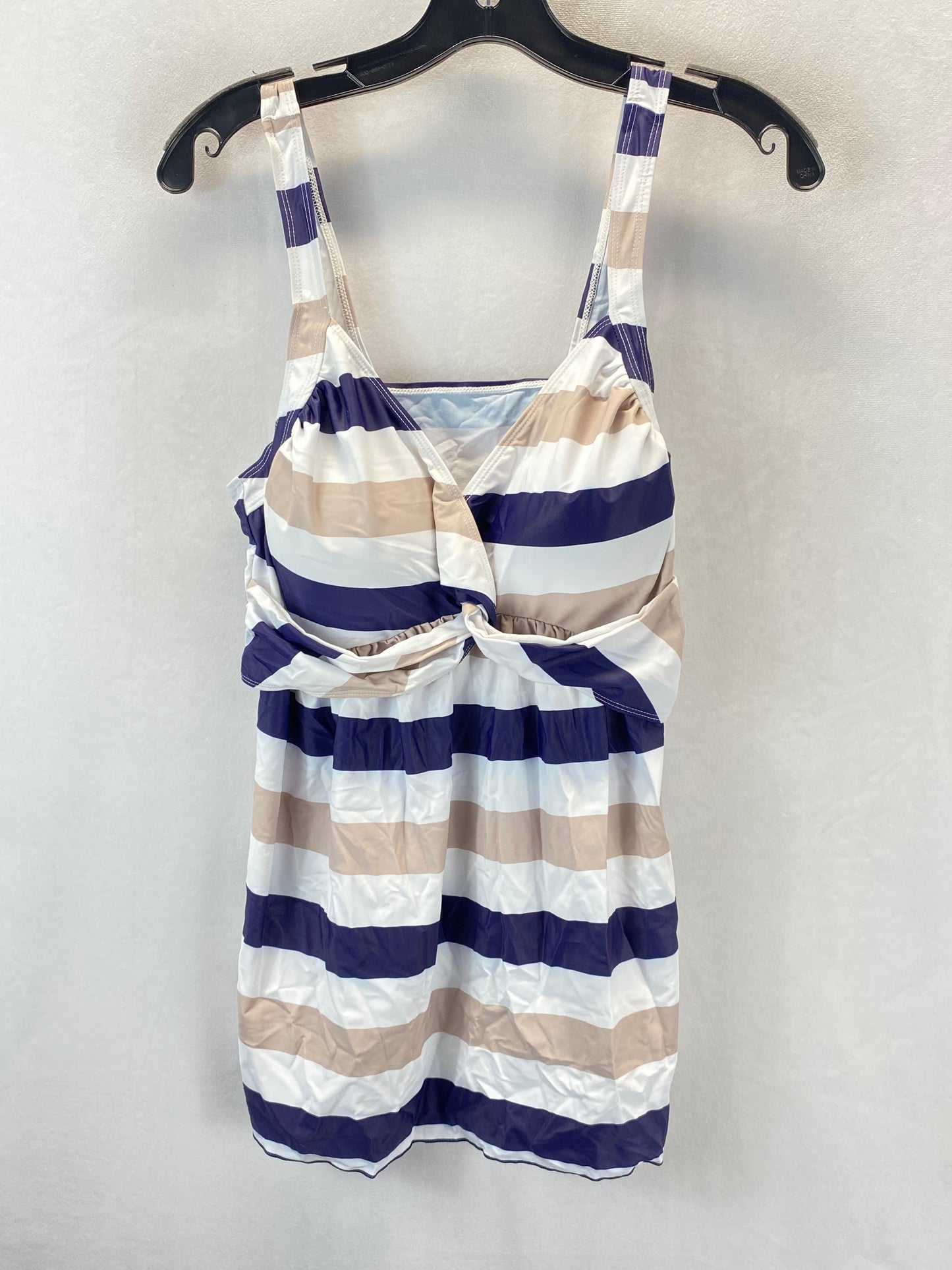 Swimsuit 3pc  By Clothes Mentor  Size: Xl