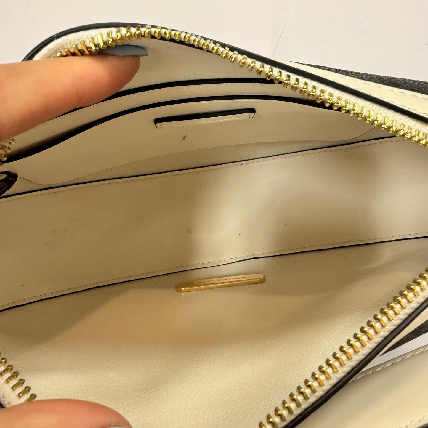 Crossbody Designer By Michael By Michael Kors, Size: Small