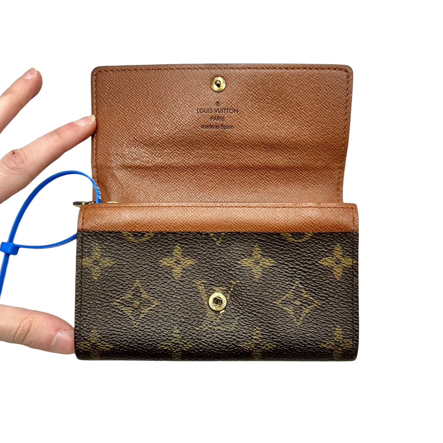 Wallet Luxury Designer By Louis Vuitton, Size: Medium