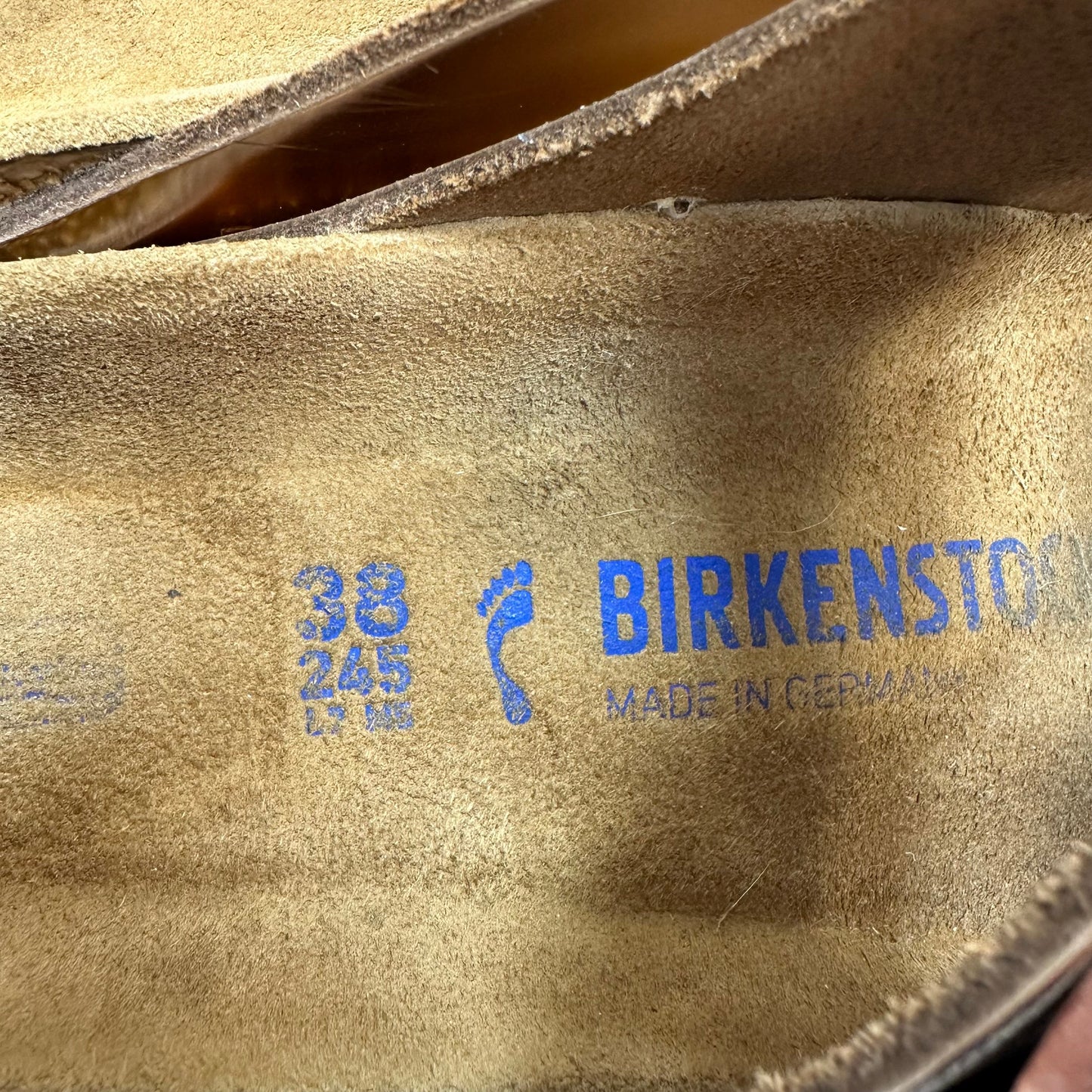 Sandals Flats By Birkenstock In Rose Gold, Size: 7