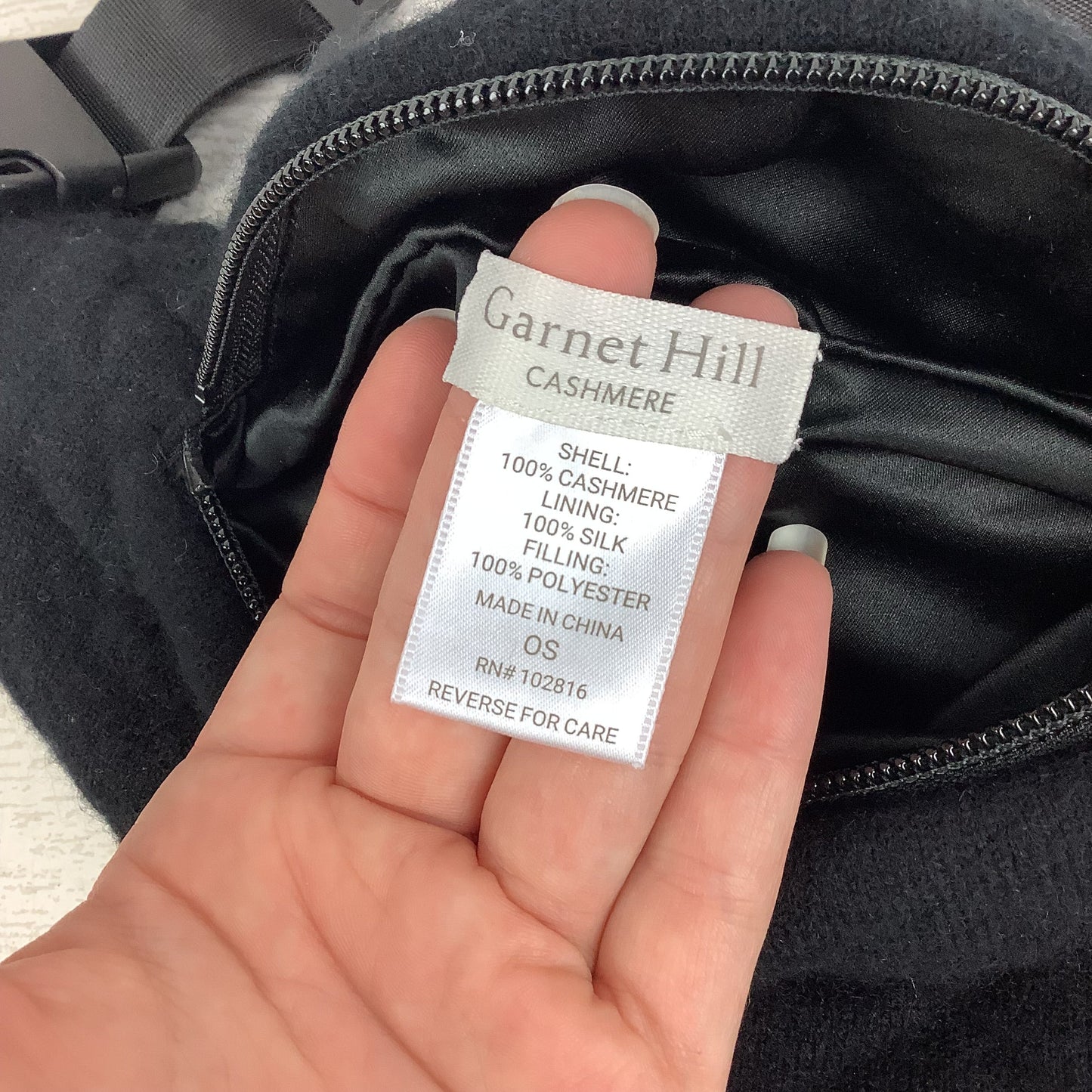 Belt Bag By Garnet Hill, Size: Small 100% Cashmere/Silk