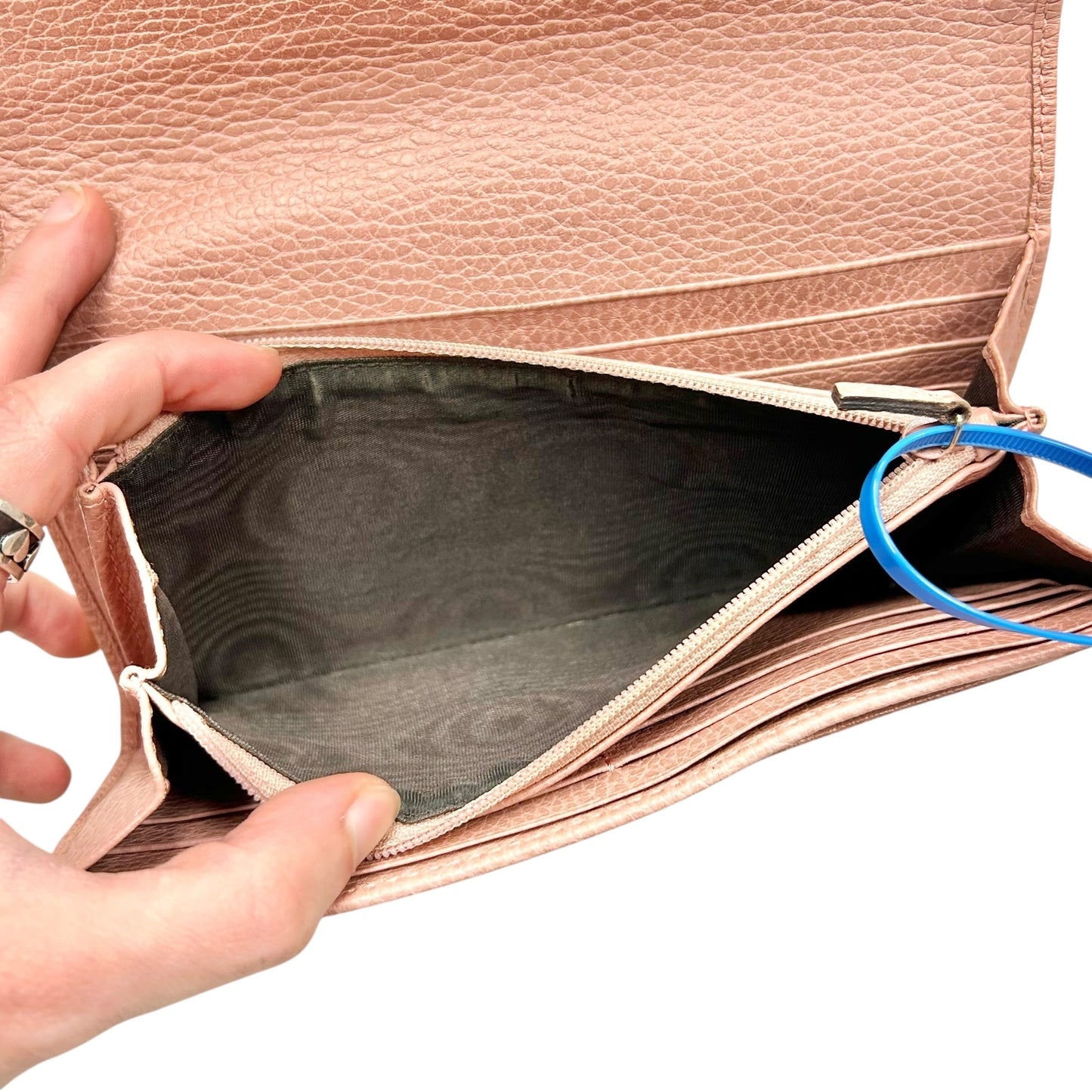 Wallet Luxury Designer By Gucci, Size: Large