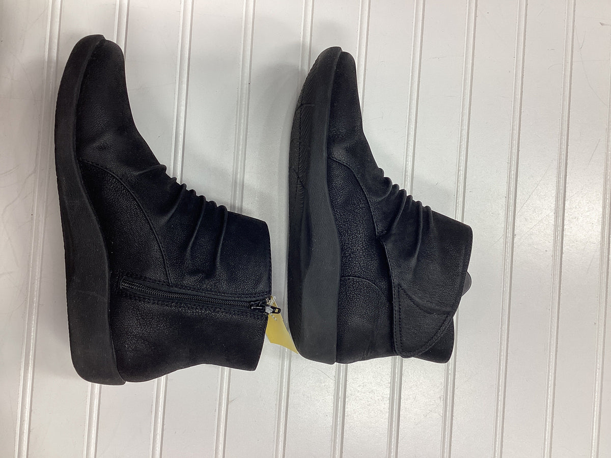Boots Ankle Flats By Clarks In Black, Size:7