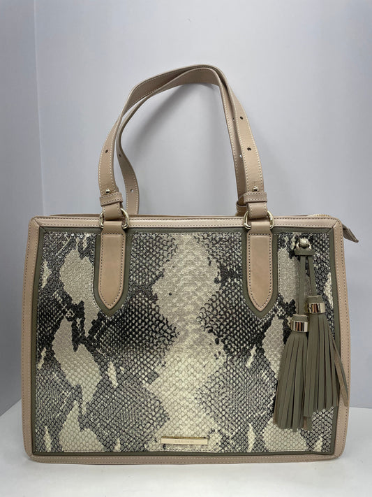 Handbag Designer By Brahmin In Green & Tan, Size:Large