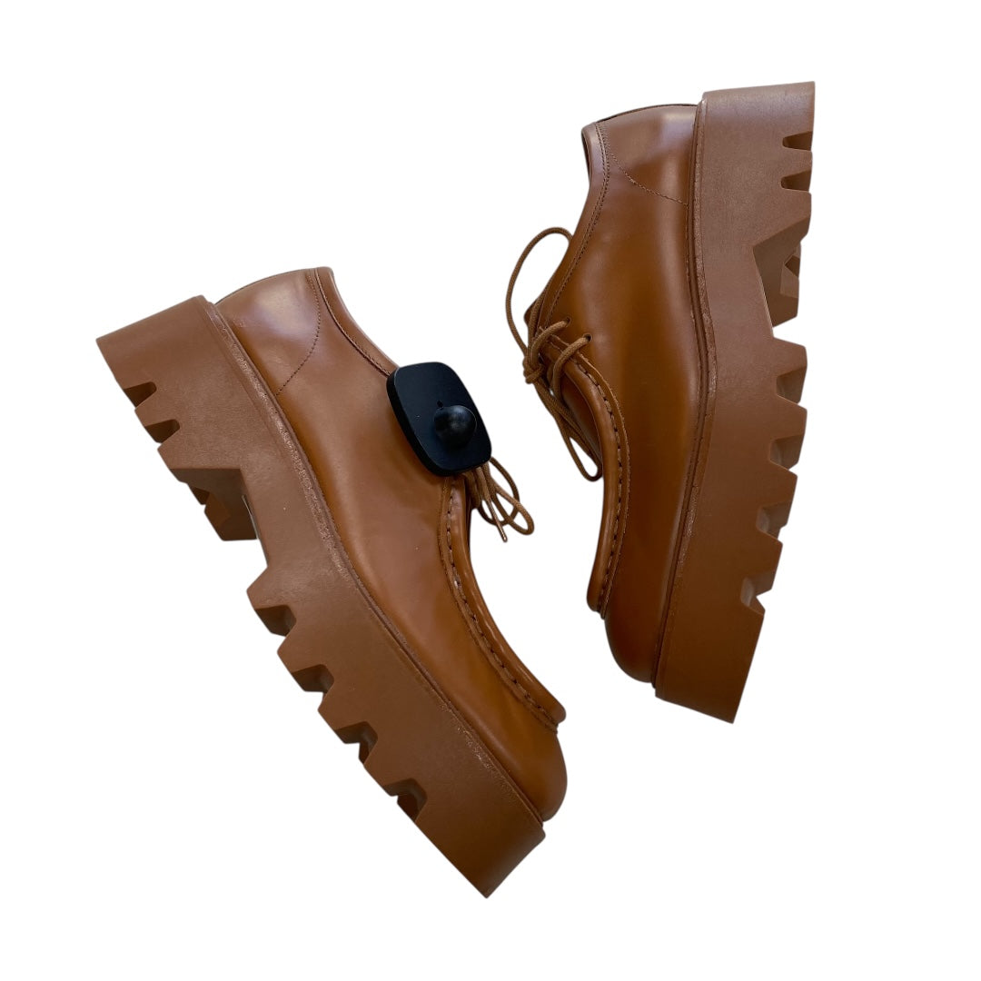 Shoes Flats By Zara In Brown, Size:6.5