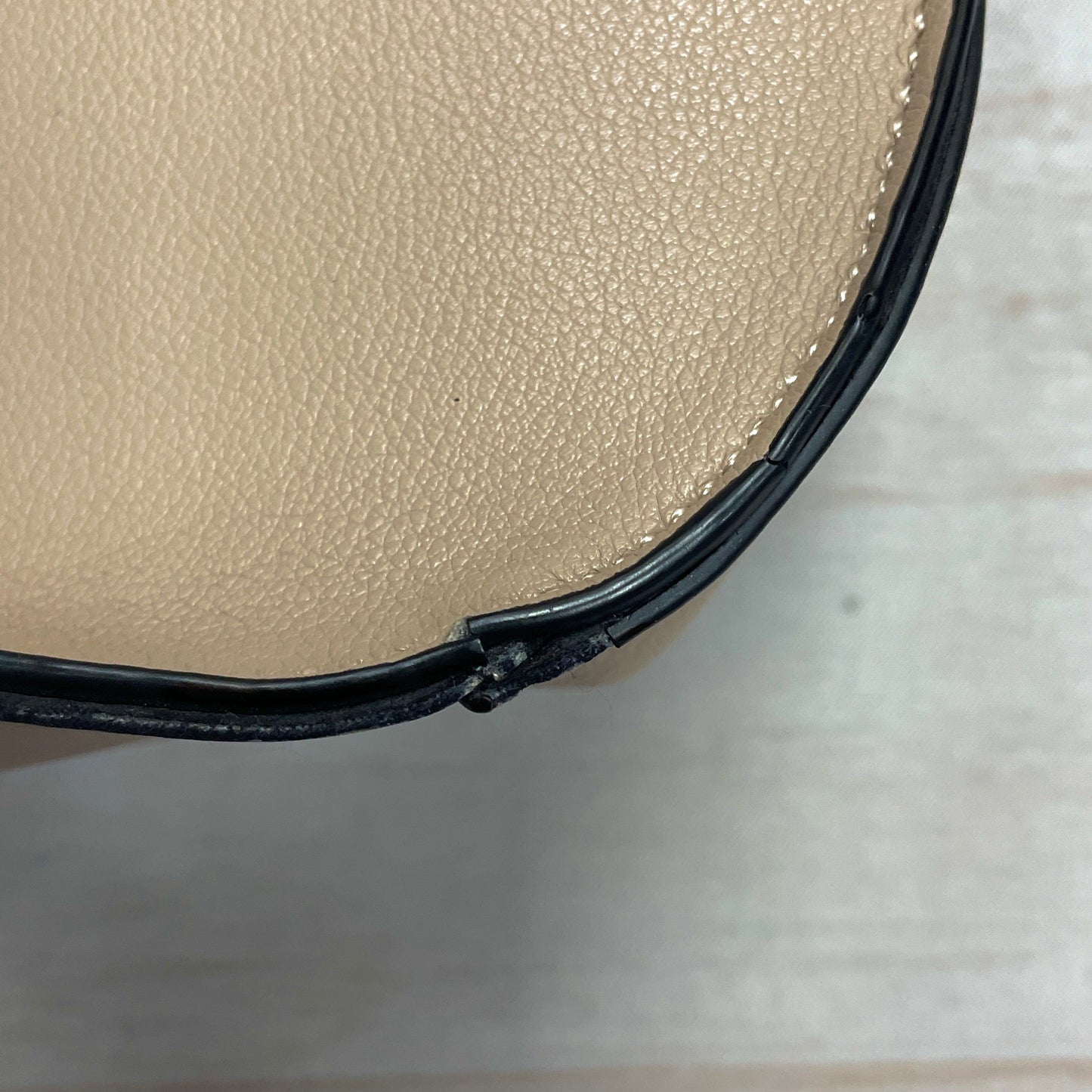 Crossbody Designer By Neiman Marcus, Size: Medium