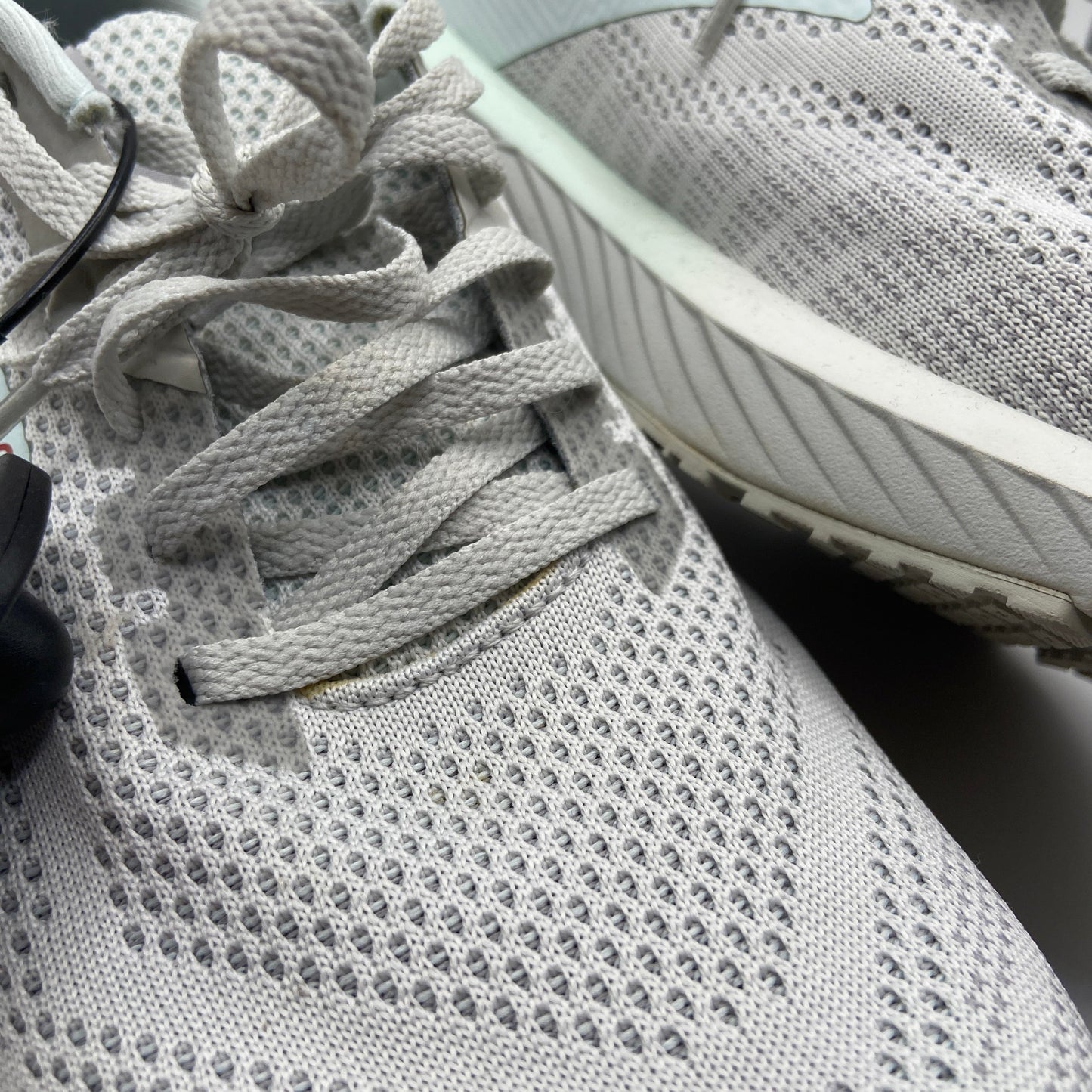 Shoes Athletic By Brooks In Grey, Size: 11