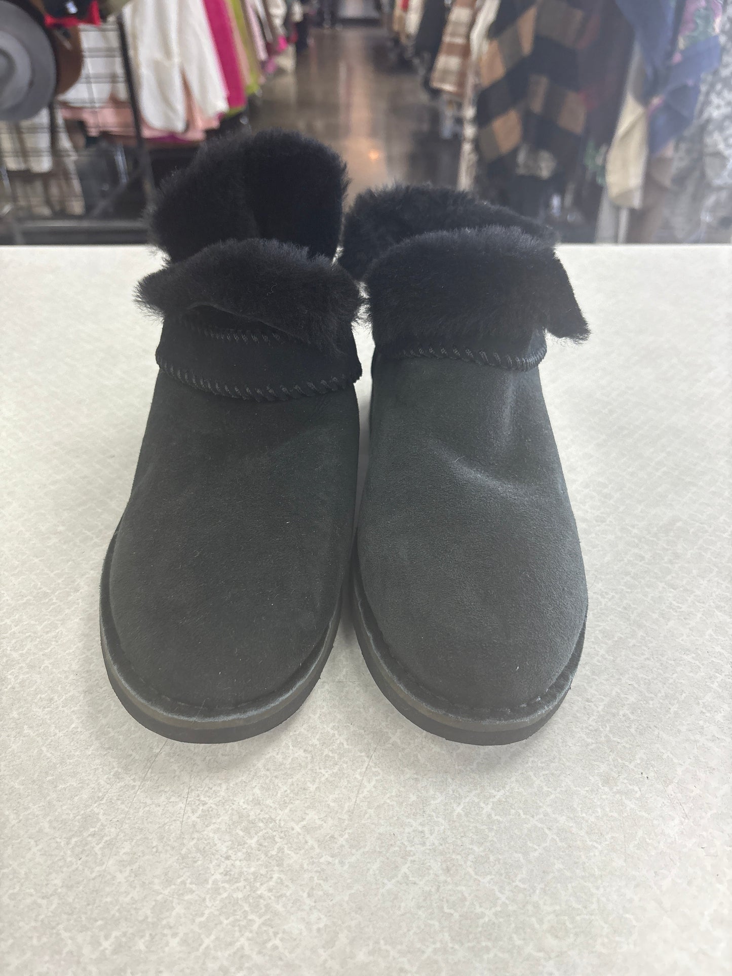 BOOTS DESIGNER by UGG In BLACK, Size: 9.5