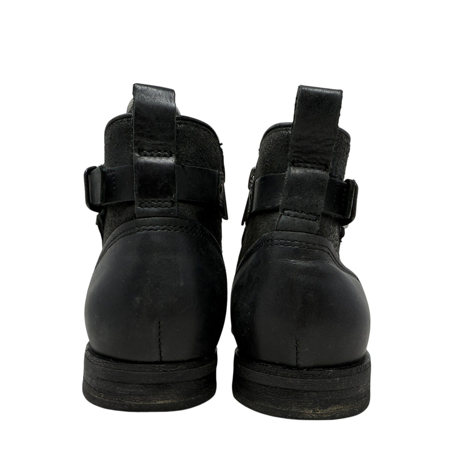 Demi Ankle Boots Designer By Ugg In Black, Size: 5