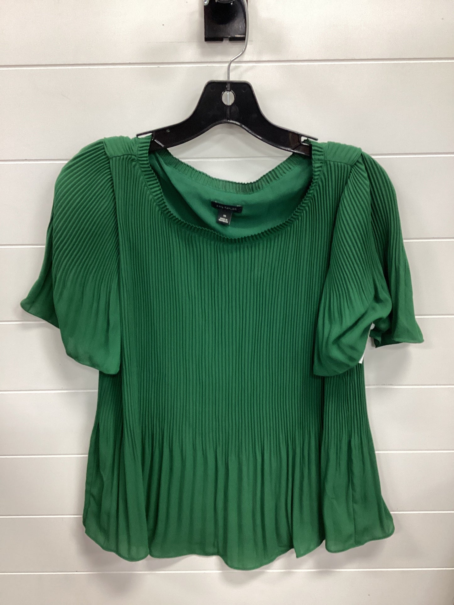 Blouse Ss By Ann Taylor In Green, Size:Xs